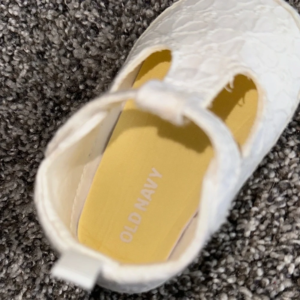 Brown Fringe Baby Moccasins & White Floral Baby Shoes